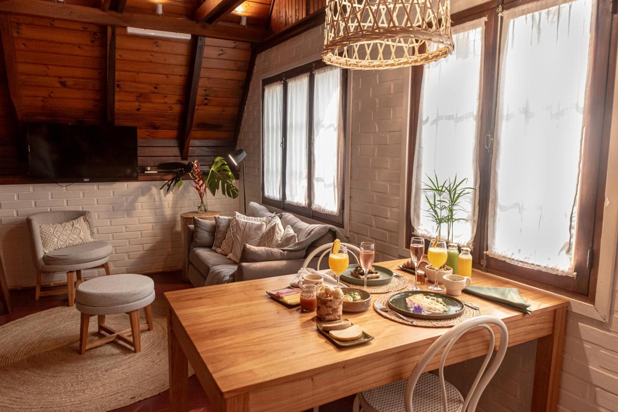 Overo Lodge & Selva ปูแอร์โตอีกวาซู ภายนอก รูปภาพ