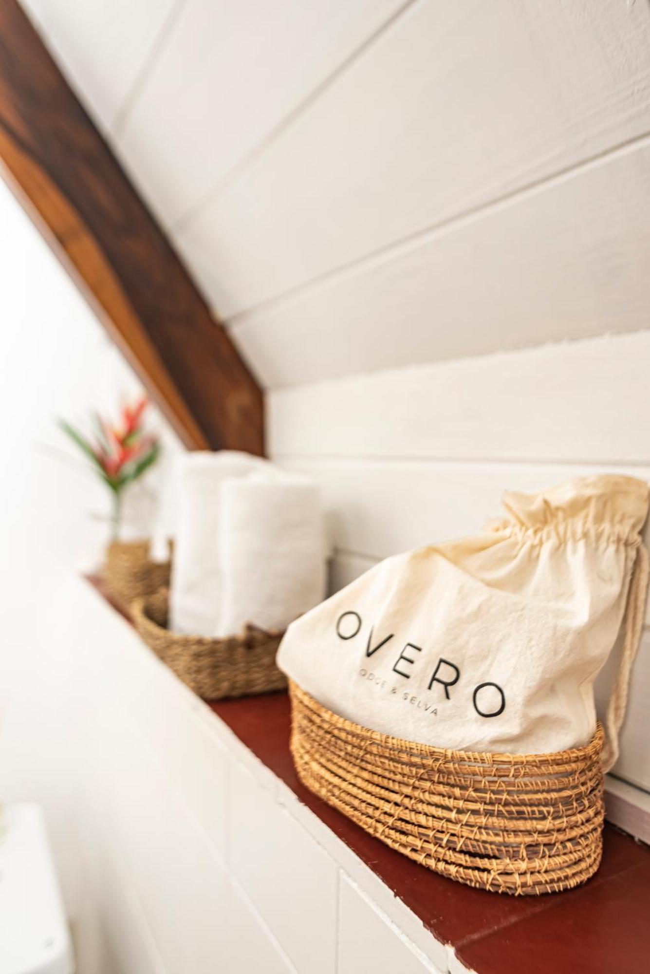 Overo Lodge & Selva ปูแอร์โตอีกวาซู ภายนอก รูปภาพ